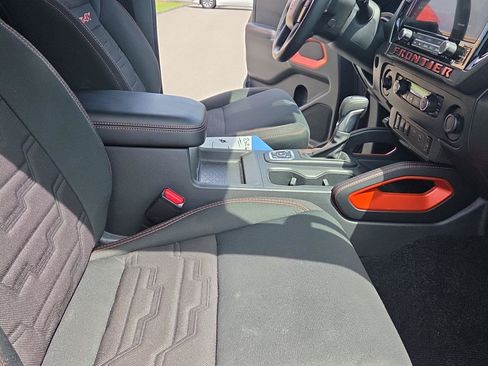 Used 2026 Nissan Frontier PRO-4X AWD/4WD image 18