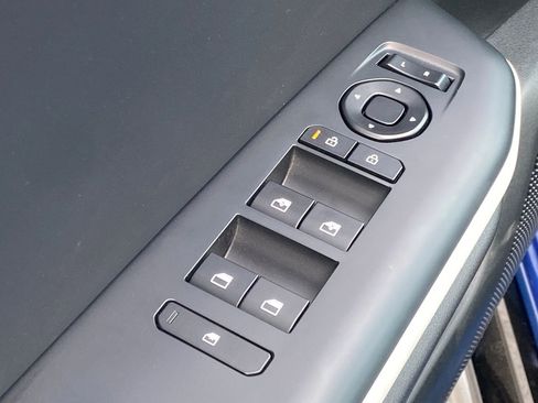 New 2025 Kia K4 GT-Line image 11