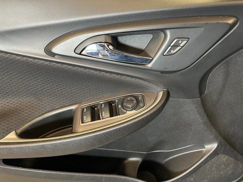 Used 2017 Chevrolet Malibu LS w/ LPO, Convenience Package 1 image 19