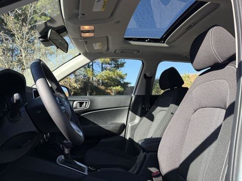 New 2026 Hyundai Venue SEL image 24