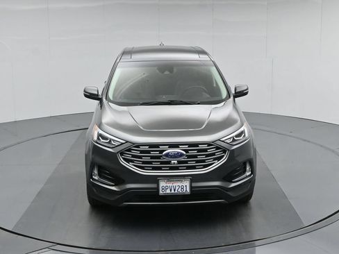 Used 2020 Ford Edge Titanium w/ Equipment Group 301A AWD/4WD image 40