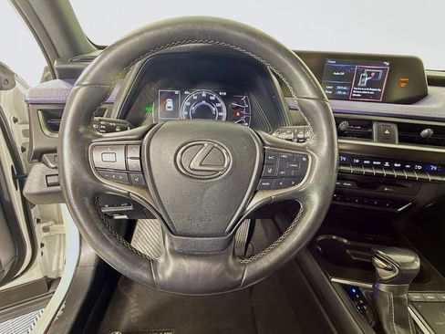 Certified 2020 Lexus UX 250h w/ Premium Package image 11