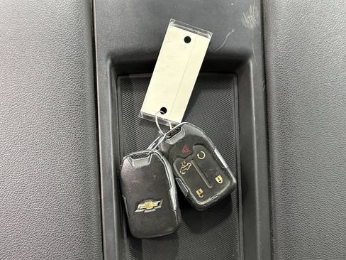 Used 2021 Chevrolet Silverado 1500 RST AWD/4WD image 30