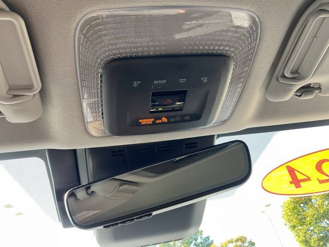 Used 2024 Toyota Prius Prime FWD image 29