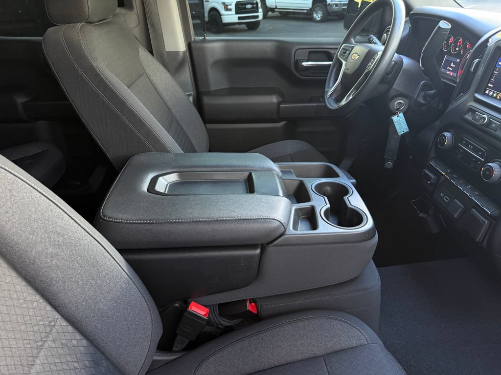 Used 2022 Chevrolet Silverado 1500 Custom w/ Safety Confidence Package AWD/4WD image 40