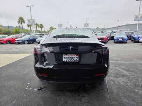 Used 2022 Tesla Model 3 RWD image 9