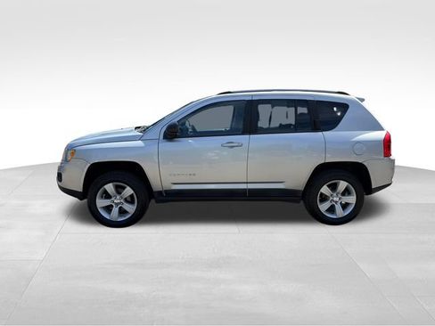 Used 2011 Jeep Compass 4WD w/ All Weather Capability Group image 6