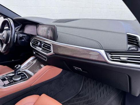 Used 2022 BMW X6 xDrive40i AWD/4WD image 25
