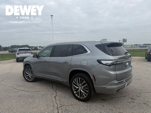 Used 2025 Buick Enclave Avenir w/ Super Cruise Package AWD/4WD image 6