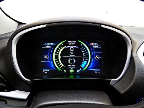 Used 2018 Chevrolet Volt LT w/ Comfort Package image 15