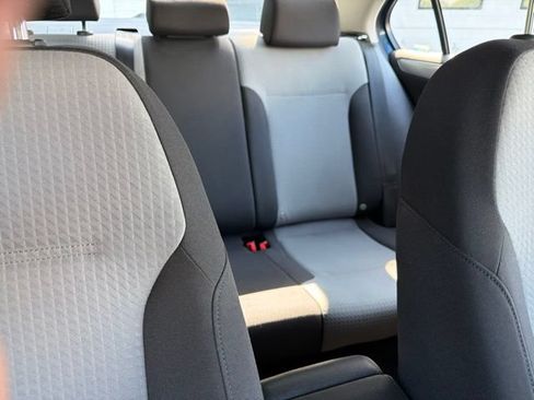 Used 2017 Volkswagen Jetta S FWD image 12
