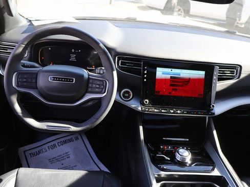 Used 2024 Jeep Wagoneer Series II image 24