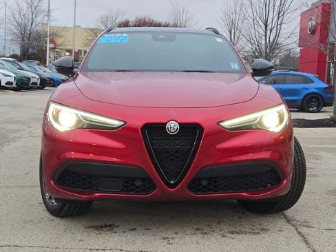 Used 2022 Alfa Romeo Stelvio Veloce image 4