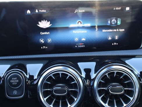 Certified 2023 Mercedes-Benz CLA 35 AMG 4MATIC image 40