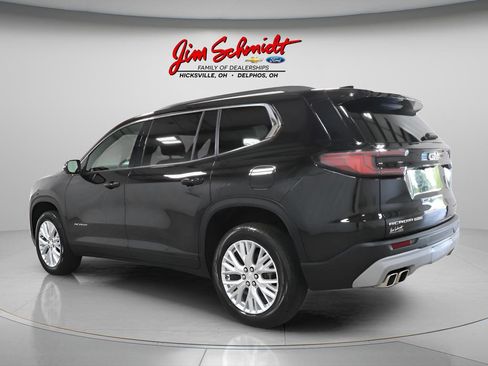 Used 2025 GMC Acadia Elevation w/ Elevation Premium Package AWD/4WD image 4