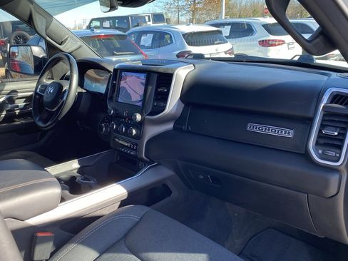 Used 2021 RAM 1500 Big Horn image 30