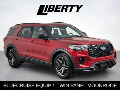 Used 2025 Ford Explorer ST