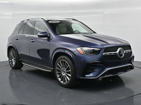 Used 2025 Mercedes-Benz GLE 350 4MATIC image 9