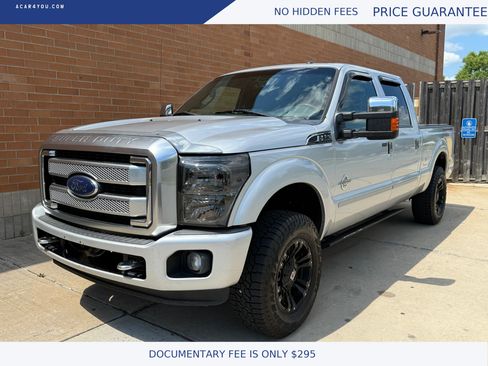 Used 2015 Ford F250 Platinum w/ FX4 Off-Road Package AWD/4WD image 3