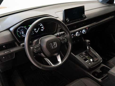 Used 2023 Honda CR-V Sport image 3