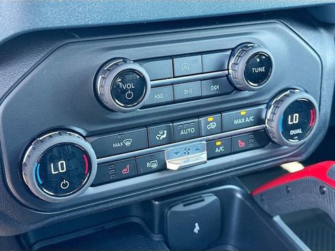 New 2026 Ford Bronco Heritage Edition image 11