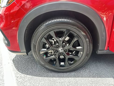 Certified 2025 Honda HR-V Sport image 27
