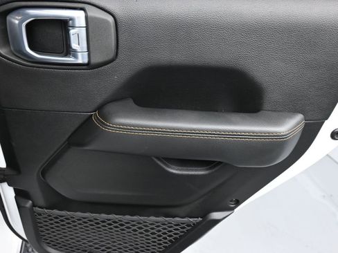 Used 2021 Jeep Wrangler Unlimited Sahara image 15