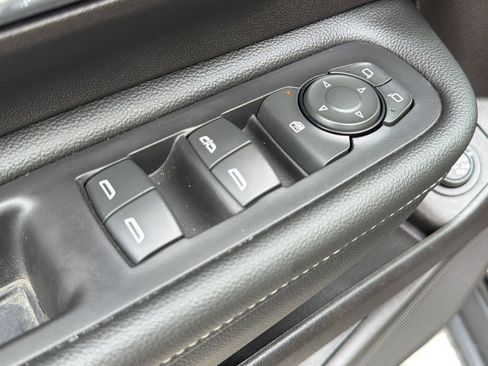 Certified 2024 GMC Terrain SLT w/ Elevation Edition FWD image 22