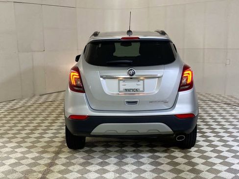 Used 2022 Buick Encore Preferred w/ Safety Package AWD/4WD image 18