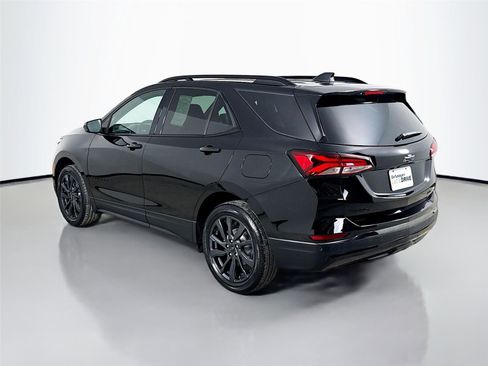 Used 2023 Chevrolet Equinox RS AWD/4WD image 7