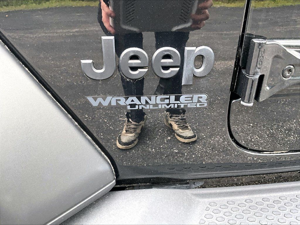 Used 2022 Jeep Wrangler Unlimited Sport AWD/4WD image 28