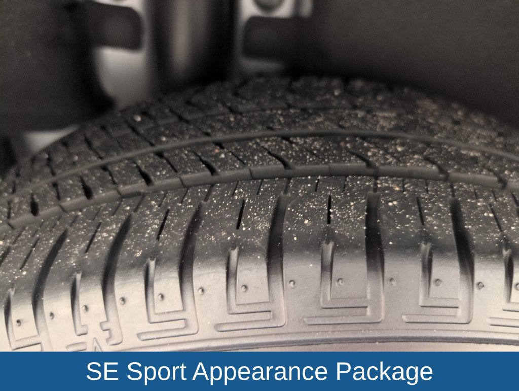 Used 2022 Ford Escape SE w/ SE Sport Appearance Package FWD image 19