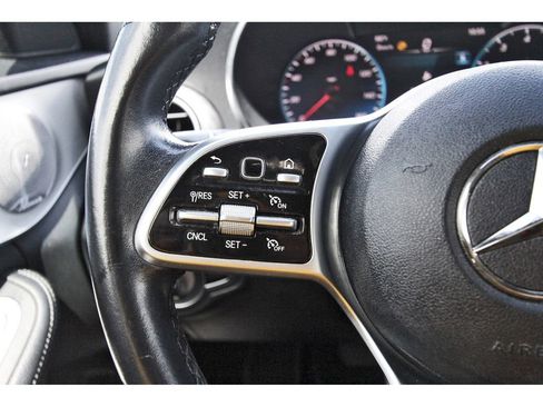 Used 2021 Mercedes-Benz C 300 Sedan image 23