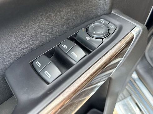 Used 2021 Chevrolet Silverado 1500 LT w/ Diesel Off-Road Package AWD/4WD image 13