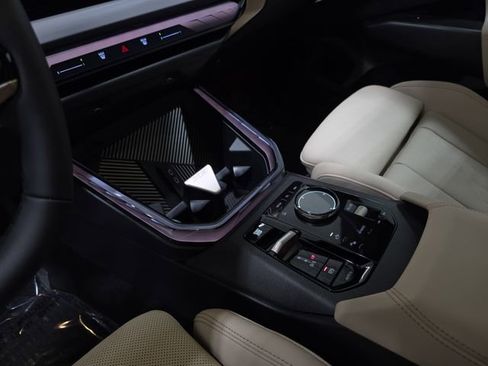 Certified 2025 BMW X3 xDrive30i w/ Convenience Package image 21