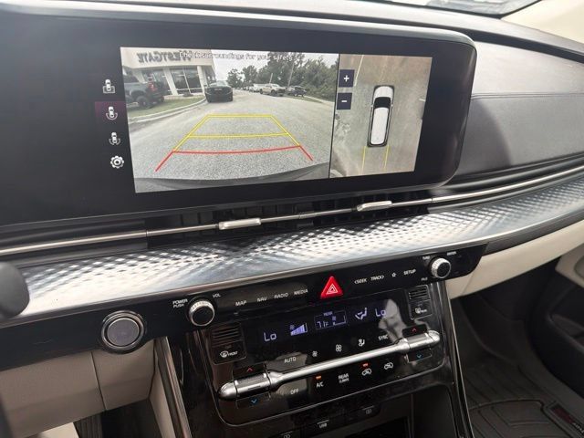 Used 2022 Kia Carnival SX Prestige FWD image 35
