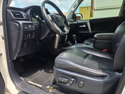 Used 2018 Toyota 4Runner Limited AWD/4WD image 12
