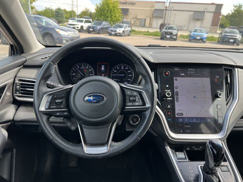 Used 2020 Subaru Outback Onyx Edition XT AWD/4WD image 2