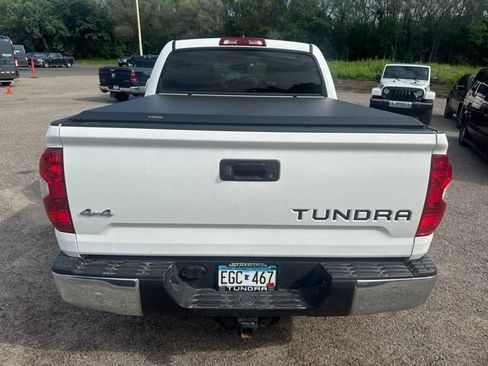 Used 2020 Toyota Tundra SR5 w/ SR5 Upgrade Package AWD/4WD image 8