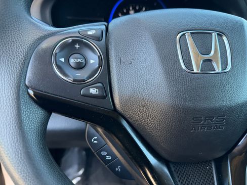 Used 2022 Honda HR-V EX image 24