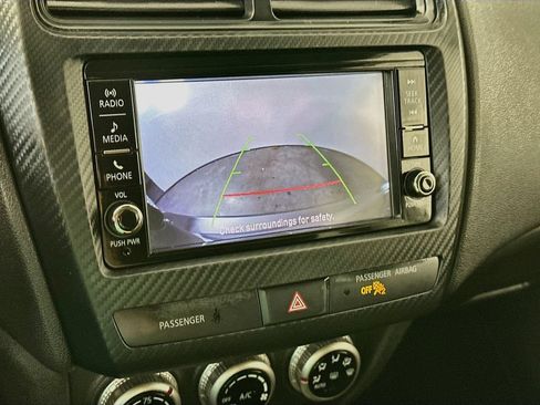 Used 2025 Mitsubishi Outlander Sport AWD image 19