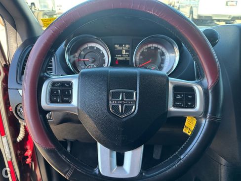 Used 2019 Dodge Grand Caravan GT image 11