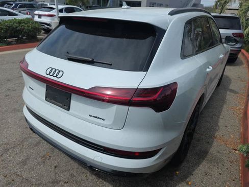 Used 2023 Audi e-tron Chronos w/ Chronos Package AWD/4WD image 2