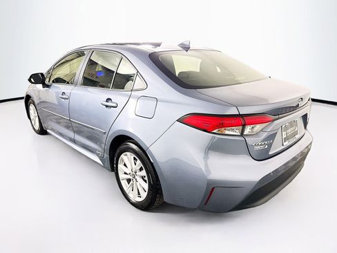 Certified 2023 Toyota Corolla LE w/ LE Convenience Package image 5