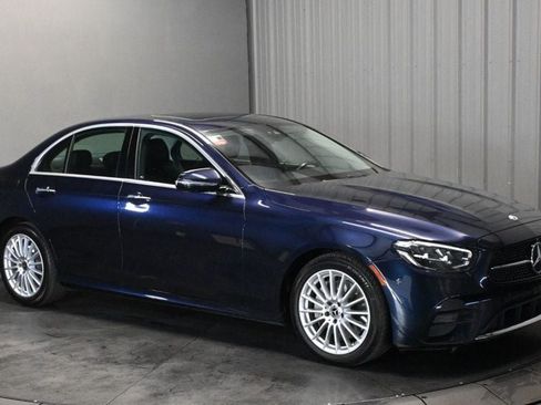 Used 2022 Mercedes-Benz E 350 Sedan image 3