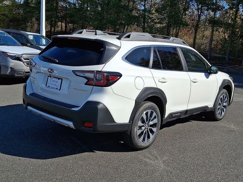 New 2025 Subaru Outback Limited image 6