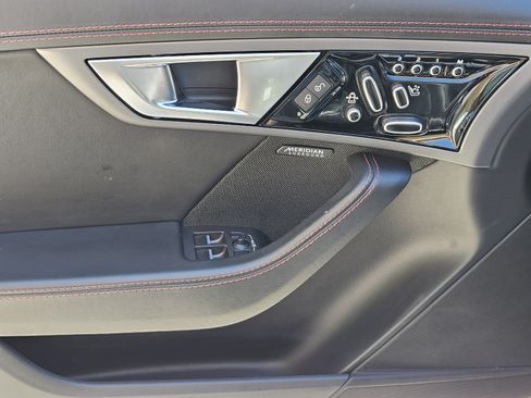 Used 2017 Jaguar F-TYPE S RWD image 20