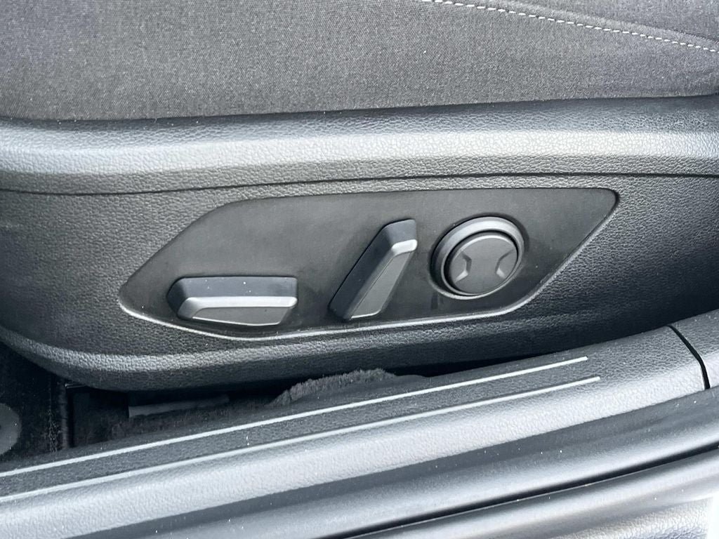 Used 2025 Hyundai Sonata SEL FWD image 27