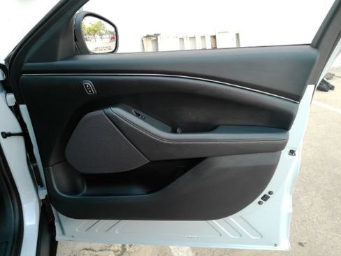 Used 2023 Ford Mustang Mach-E Select RWD image 19