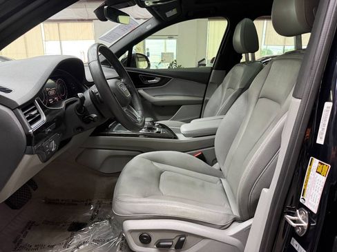 Used 2018 Audi Q7 3.0T Premium Plus w/ Premium Plus Package AWD/4WD image 11